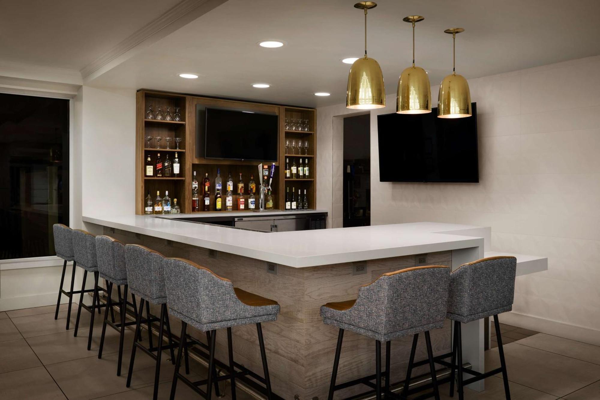 Hilton Garden Denver South Park Meadows Area Hotel